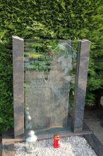 1998 Grafsteen Monica Bernadette Kamsteeg [begraafplaats Sloten]  